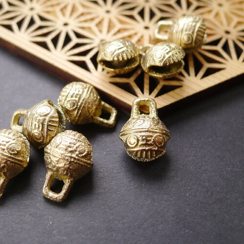 X10 pendentif grelot indien, cloches rondes en laiton, breloques ethniques doré 13x11x8mm