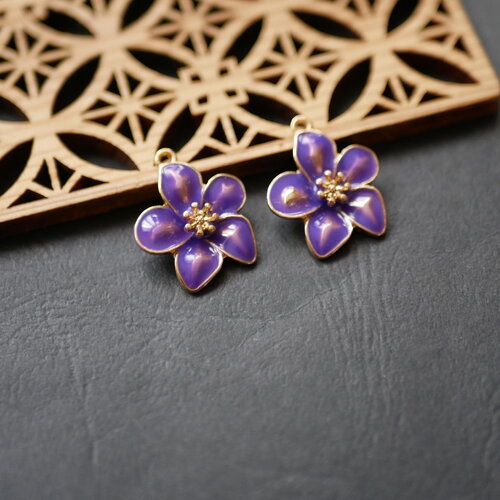 X2 pendentif doré en émail fleur de violette,fourniture pour bijoux en forme de fleur,breloque fleur vintage,couleur violet, 20x25mm