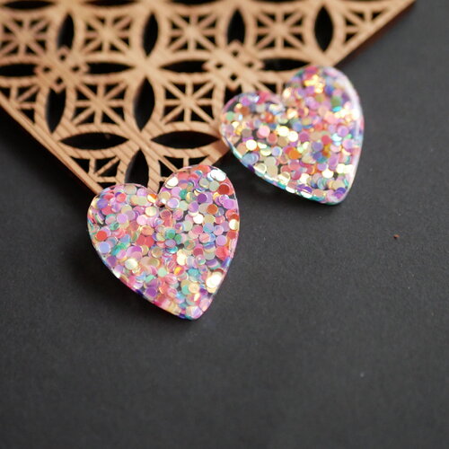 2 grands pendentifs coeurs en acrylique à paillette, perle disco doré. pendentif en résine pailletée. 32mm