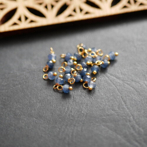 20 petites perles de jade bleues à facettes, breloques grelots doré, cloche zen, clochette pour chapelet bleu, 4x8mm