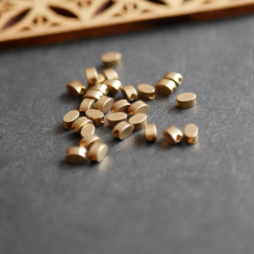 30 perles ovales intercalaires en laiton brut doré, perles de 4x6mm