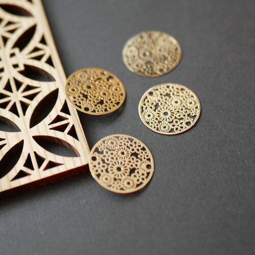 X4 connecteur rond en laiton doré, connecteur motif fine fleur. connecteurs pour bijoux, fournitures diy, 20mm