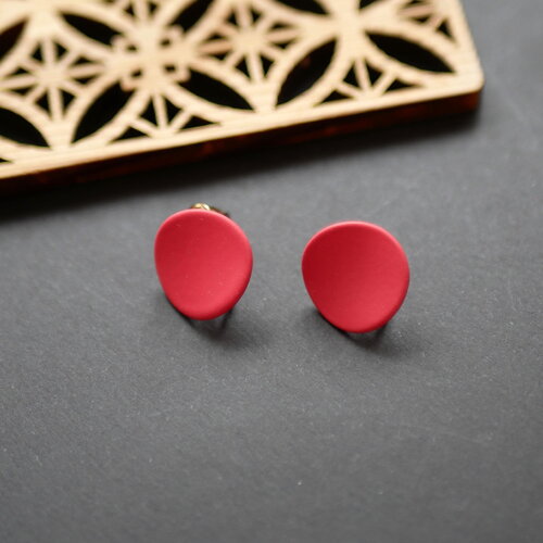 Boucles d'oreilles rouge finition mat, puces d'oreilles en métal rouge, accessoire de boucle d'oreille, 15mm