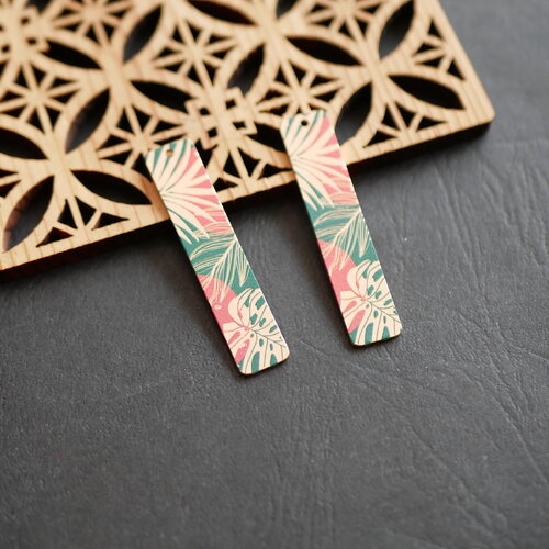 X2 pendentif rectangle rouge vert et doré imprimé fleurs, pendentif en métal acier recyclé, pendentif fleur rouge, plaque métal doré, 9x44mm