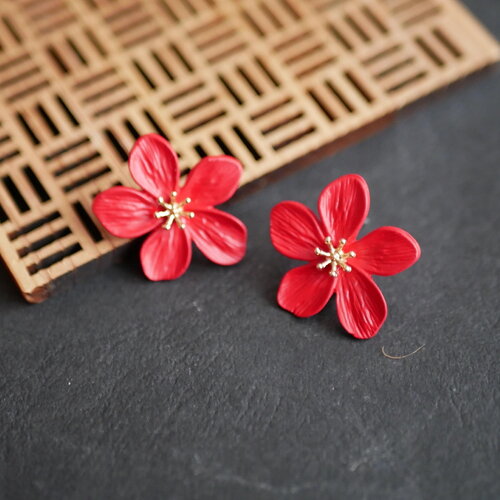 Boucles d'oreilles en forme de grande fleur rouge, clous d'oreilles en forme de fleur, breloque fleur vintage, 25mm