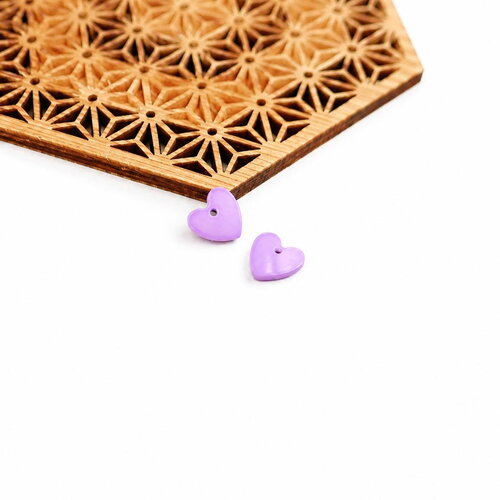2 breloques cœur coquillage naturel violet 10mm. pendentifs en nacre violette. breloques marines pour bijoux diy
