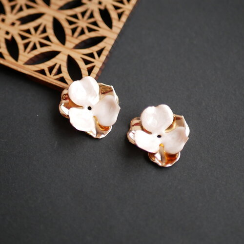 X2 perles grande fleur d’hortensia en émail blanc irisé et doré, perle pour créole émail blanc, 25mm