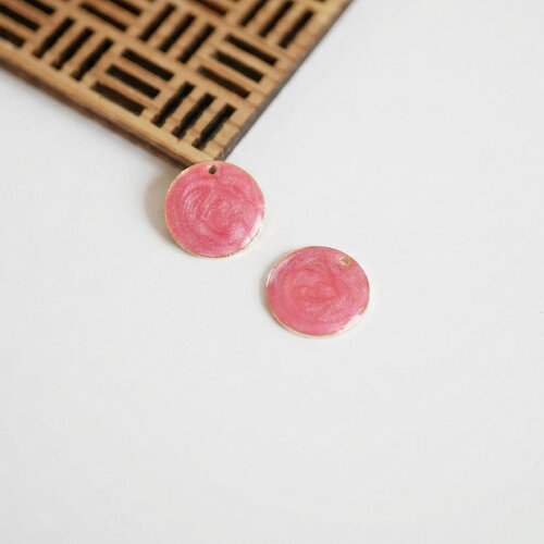 2 breloques rondes en émail rose bonbon et doré. sequins bijoux 15 mm