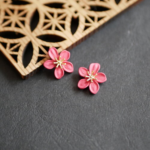 X2 pendentif en forme de fleur rose framboise ,fourniture pour bijoux en forme de fleur,breloque fleur vintage,couleur rose vif, 15x17mm