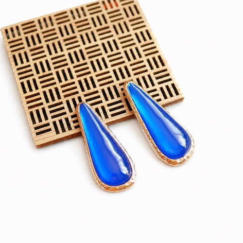 2 pendentifs goutte bleu cobalt et doré, 25x60 mm. breloque cabochon lumineux style minimaliste