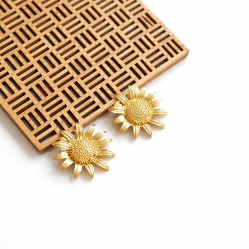 X2 pendentif tournesol dorés en acier 30 mm. breloques fleurs bijoux faits main