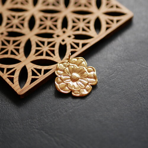 Pendentif fleur en acier inoxydable 304, fourniture bijou en acier inoxydable 304, grand pendentif fleur doré, 25x27mm