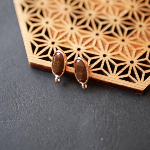 Boucles d'oreilles ovale doré et cabochon marron, puces d'oreilles, grosses boucles d'oreilles à clous, 8x16mm, 1 paire
