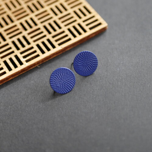 Boucles d'oreilles bleu texturé, puces d'oreilles en métal bleu, accessoire de boucle d'oreille, 15mm