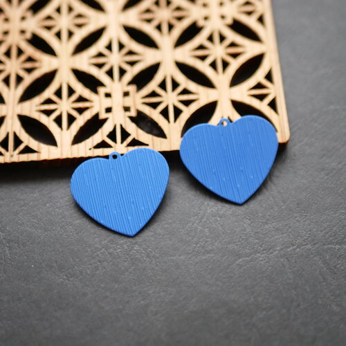 X2 pendentif coeur en rhodium bleu finition mat, petites breloques coeurs en rhodium bleu, 25x27mm