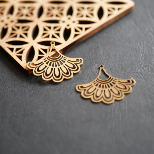 X2 pendentif demi lune ajouré en acier inoxydable, fourniture bijou en acier inoxydable 201, éventail doré 30x36mm