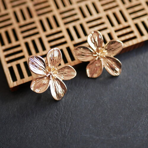 Boucles d'oreilles en forme de grande fleur doré, clous d'oreilles en forme de fleur,  25mm