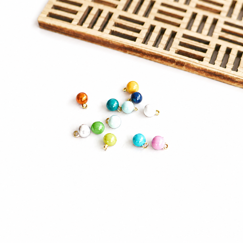 12 breloques rondes émaillées 6x4mm, pendentifs laiton plaqué or 24k