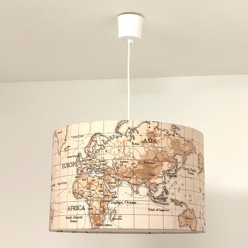 Suspension abat-jour carte du monde vintage artisanale | luminaire déco voyage, explorateur et esprit cabinet de curiosités
