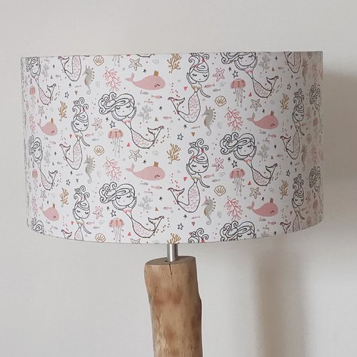 Abat-jour sirène baleine couronnée, déco chambre fille, luminaire princesse, univers marin féerique, rose poudré, cadeau naissance
