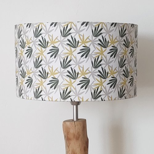 Abat-jour feuilles de palmier vertes – décoration tropicale chic, luminaire salon chambre, ambiance végétale naturelle