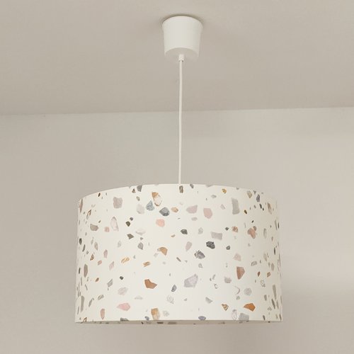 Suspension abat-jour cylindrique motif terrazzo - luminaire artisanal français design contemporain, scandinave et japandi