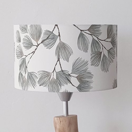 Abat-jour feuillage vert et doré pour suspension et lampe – luminaire déco végétale chic, ambiance naturelle élégante