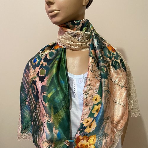 Foulard tissu et dentelle