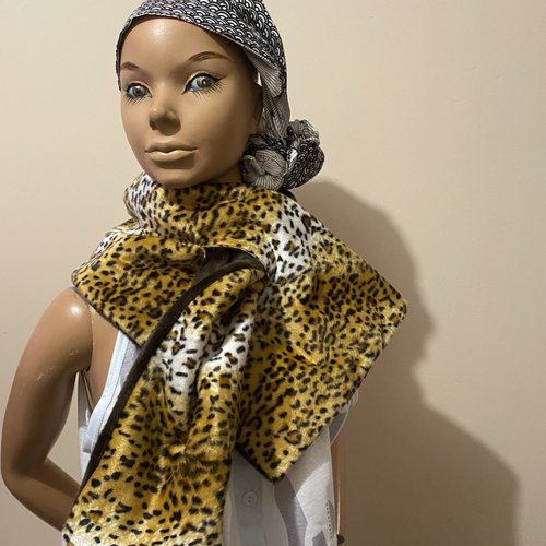 Echarpe mixte croisee