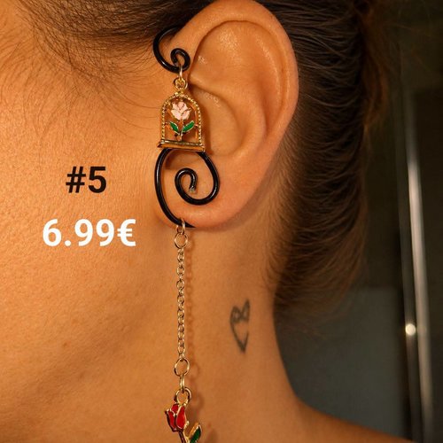 Manchette d'oreilles la bête