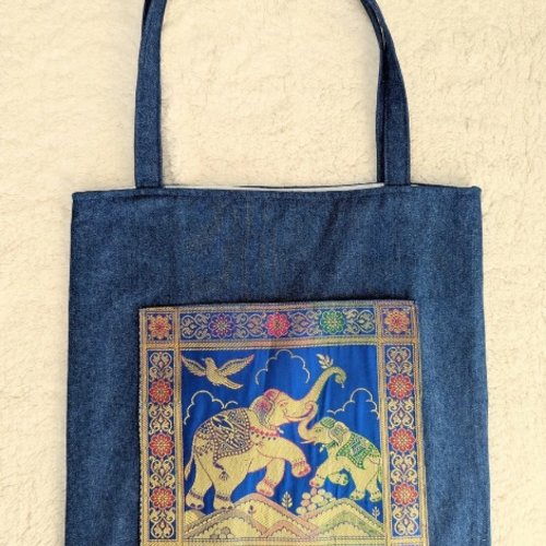 Sac cabas porté épaule, en jean, style indien, pièce unique et originale fait-main en france