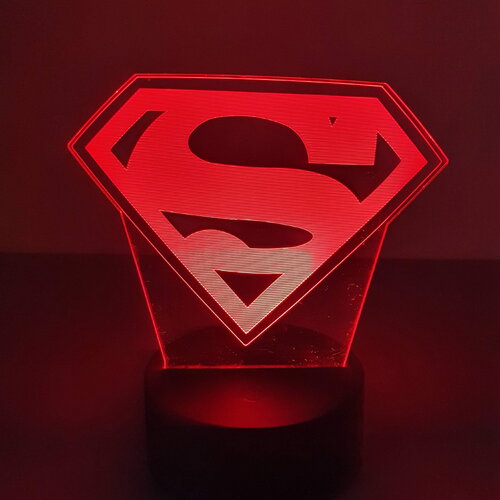 Veilleuse lampe 3d en acrylique inspiré  de superman - une idée cadeau originale !