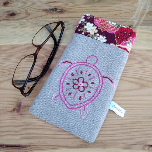 Etui à lunettes en lin "tortue stylisée rose"