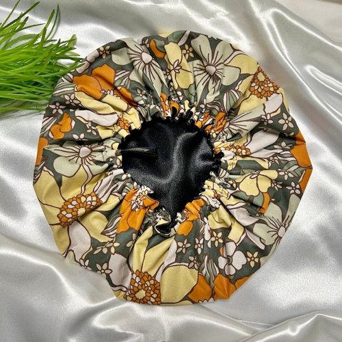 Bonnet de soin capillaire et de douche lavable et réutilisable