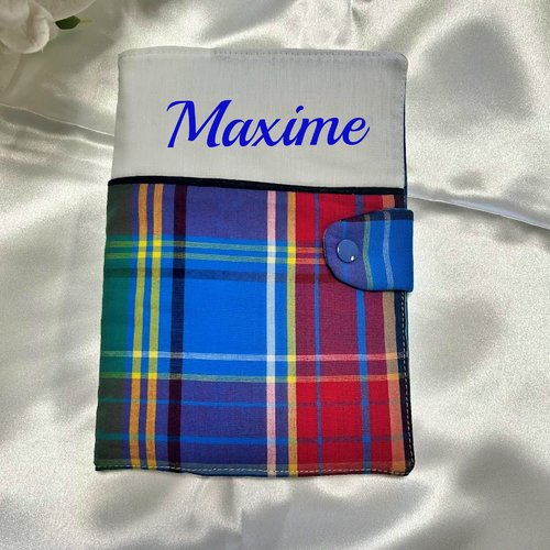 Protège carnet de santé personnalisé molletonné en tissu madras