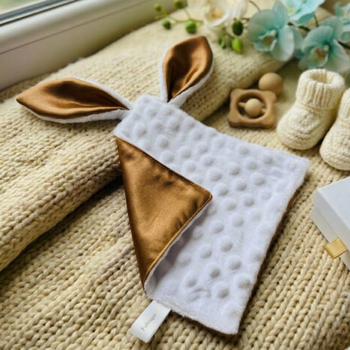 Doudou douceur doré