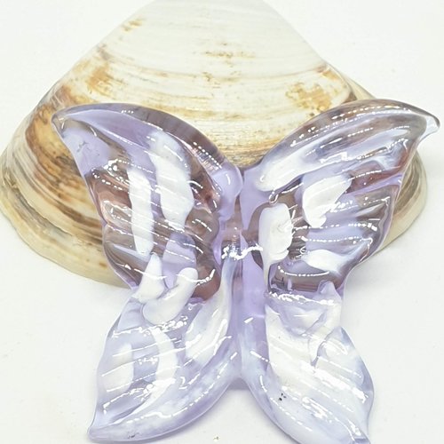 1 pendentif en verre papillon violet
