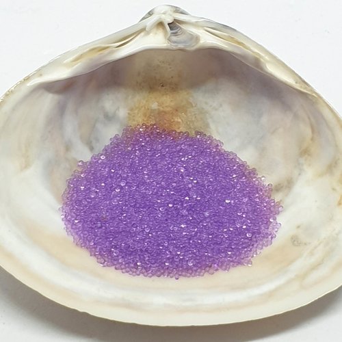 12 grammes de micro billes violettes claires transparentes