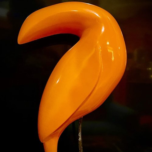 Sculpture toucan bois laqué orange
