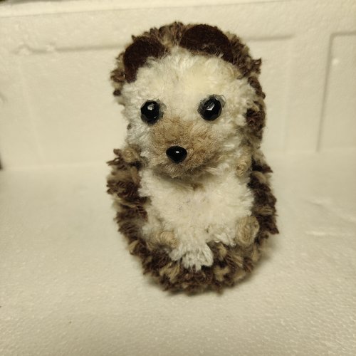 Petit hérisson  en   pompons
