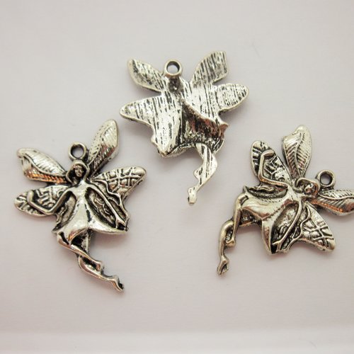 3 breloques pendentifs "fée"  en métal argenté
