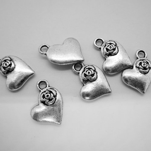 6 breloques réversibles "coeur" en métal argenté
