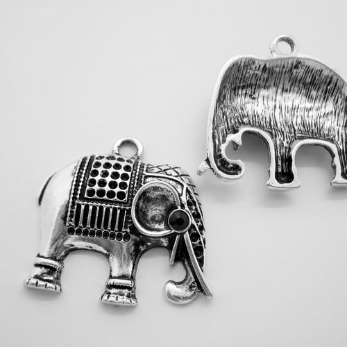 2 grandes breloques "éléphant" en métal argenté