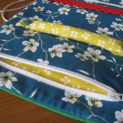 Mini pochette zippée en tissu japonais vert à fleurs - Vert et Jaune