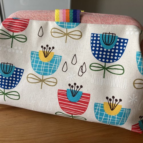Sac à projet tricot, trousse toilette, format moyen, châle, produits beauté, lingerie, cadeau, femme, fille, tricot