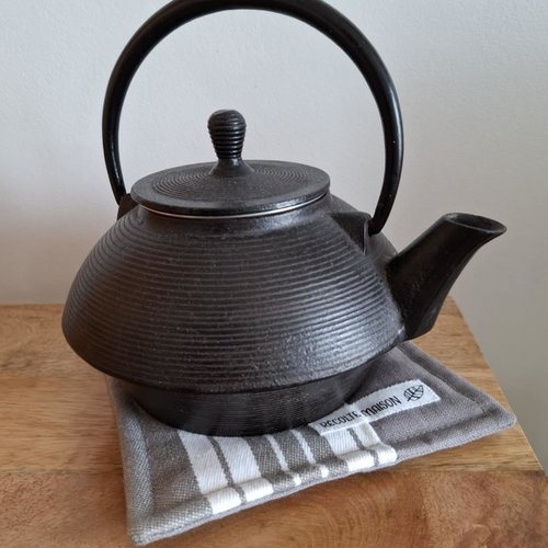 Dessous de théière (n°3) gris