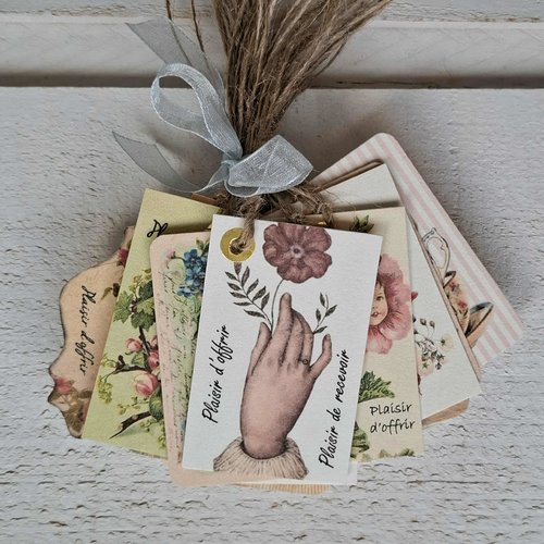 Lot de 24 étiquettes "plaisir d'offrir"