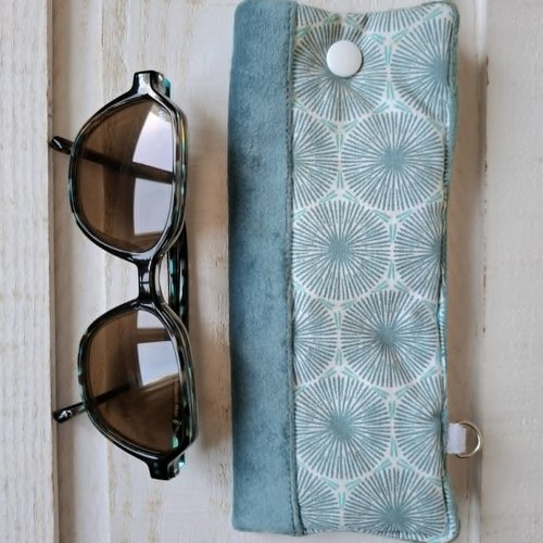 Etui à lunettes (bleu-velours)