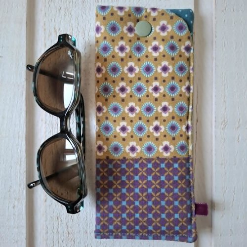 Etui à lunettes (violet-moutarde)