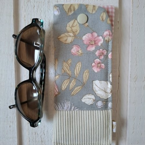 Etui à lunettes (bleu ciel et écru)